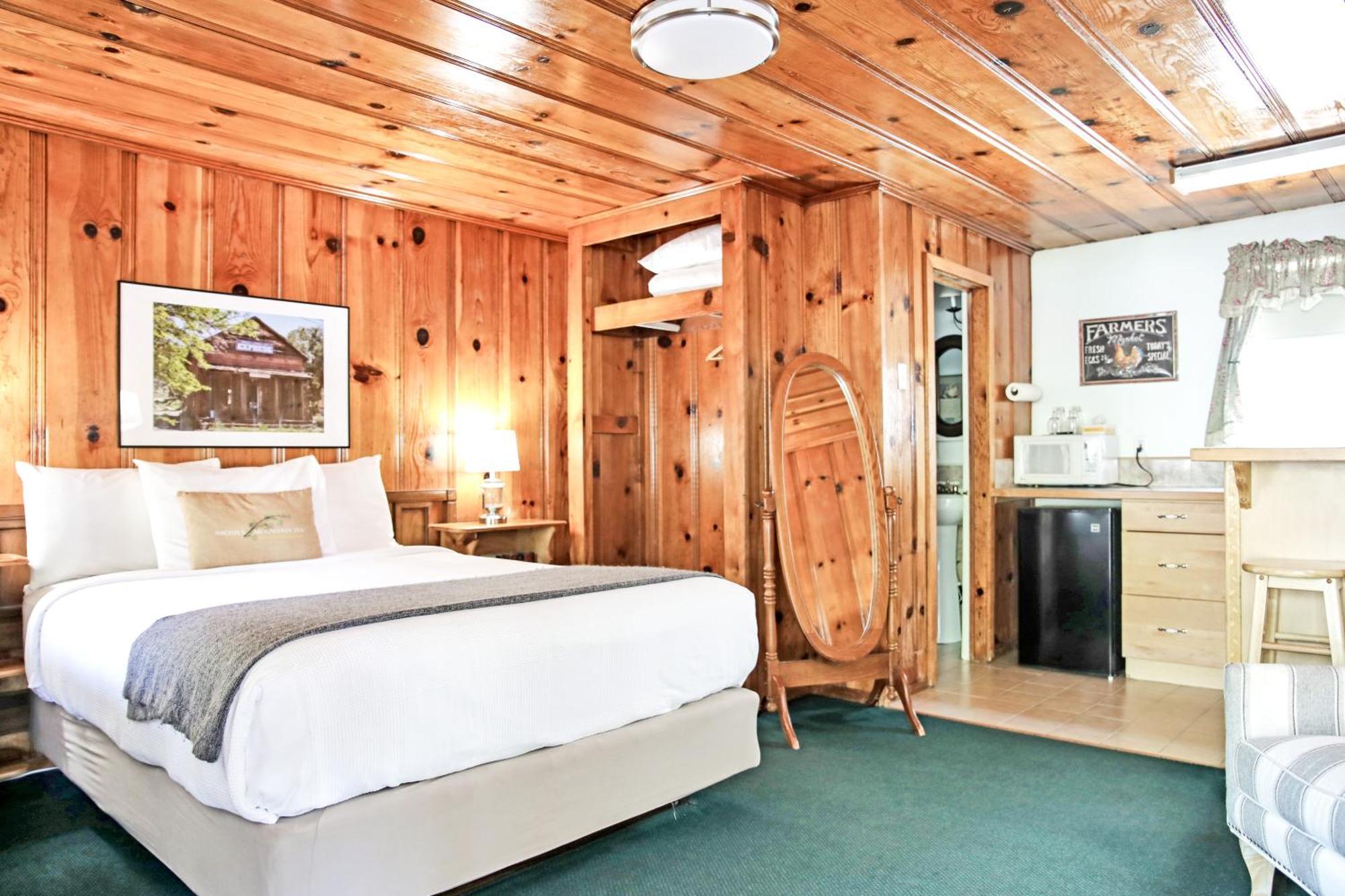 Sierra Mountain Inn Грасс-Валли Экстерьер фото